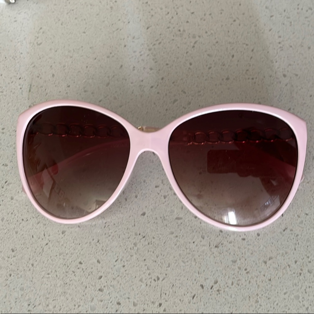 Stylish Pink Sunglasses